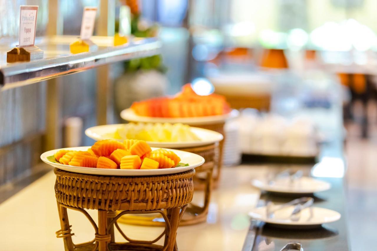 Pinnacle Lumpinee Park Hotel Бангкок Екстер'єр фото